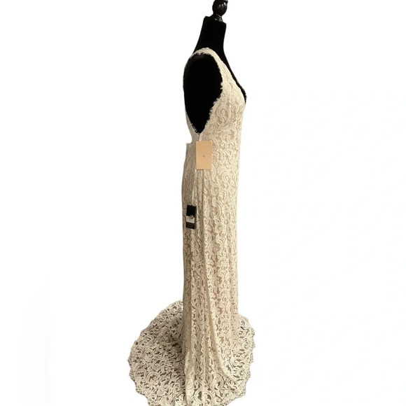 Anthropologie BHLDN Tadashi Shoji Lace Wedding Gown Cream White size 8 - Picture 11 of 13